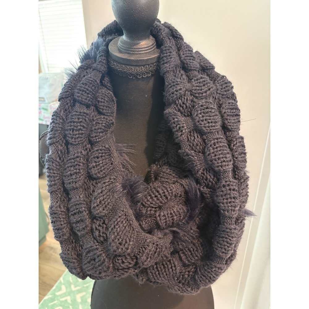 Coldwater Creek Navy Blue Chunky Knit Faux Fur Trim Infinity Scarf 4020828